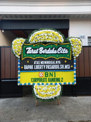 Papan Bunga Duka di Ujungberung